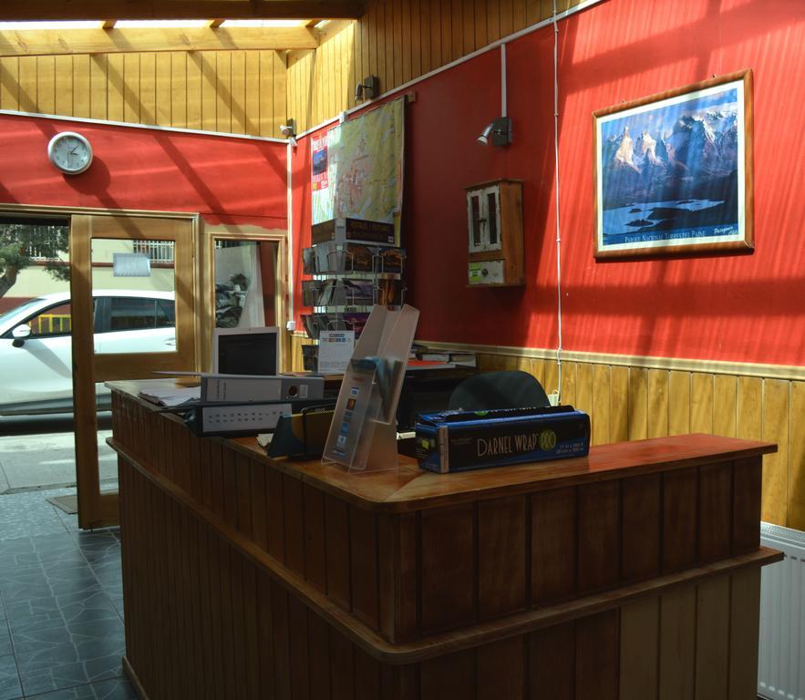 Carfran Patagonia Hostel Puerto Natales Buitenkant foto