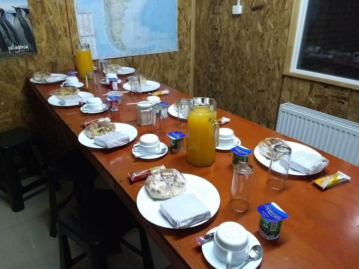Carfran Patagonia Hostel Puerto Natales Buitenkant foto